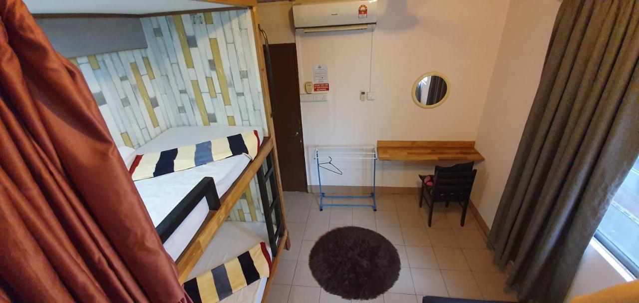 Auberge de jeunesse Escape Backpackers Kk à Kota Kinabalu Extérieur photo