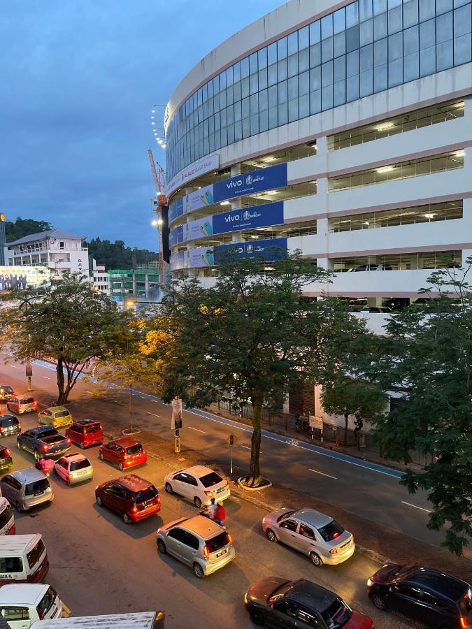 Auberge de jeunesse Escape Backpackers Kk à Kota Kinabalu Extérieur photo
