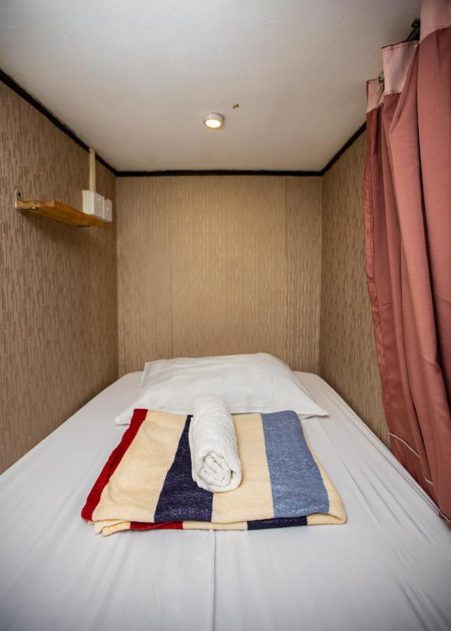 Auberge de jeunesse Escape Backpackers Kk à Kota Kinabalu Extérieur photo