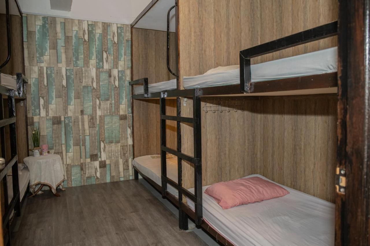 Auberge de jeunesse Escape Backpackers Kk à Kota Kinabalu Extérieur photo